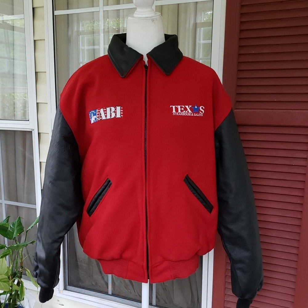 CARROLL ORIGINAL WEAR Based in USA Red and Black Jacket